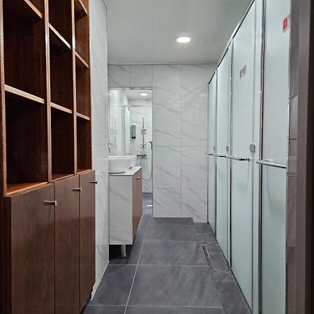 Philstay Myeongdong Boutique Female Сеул Екстер'єр фото