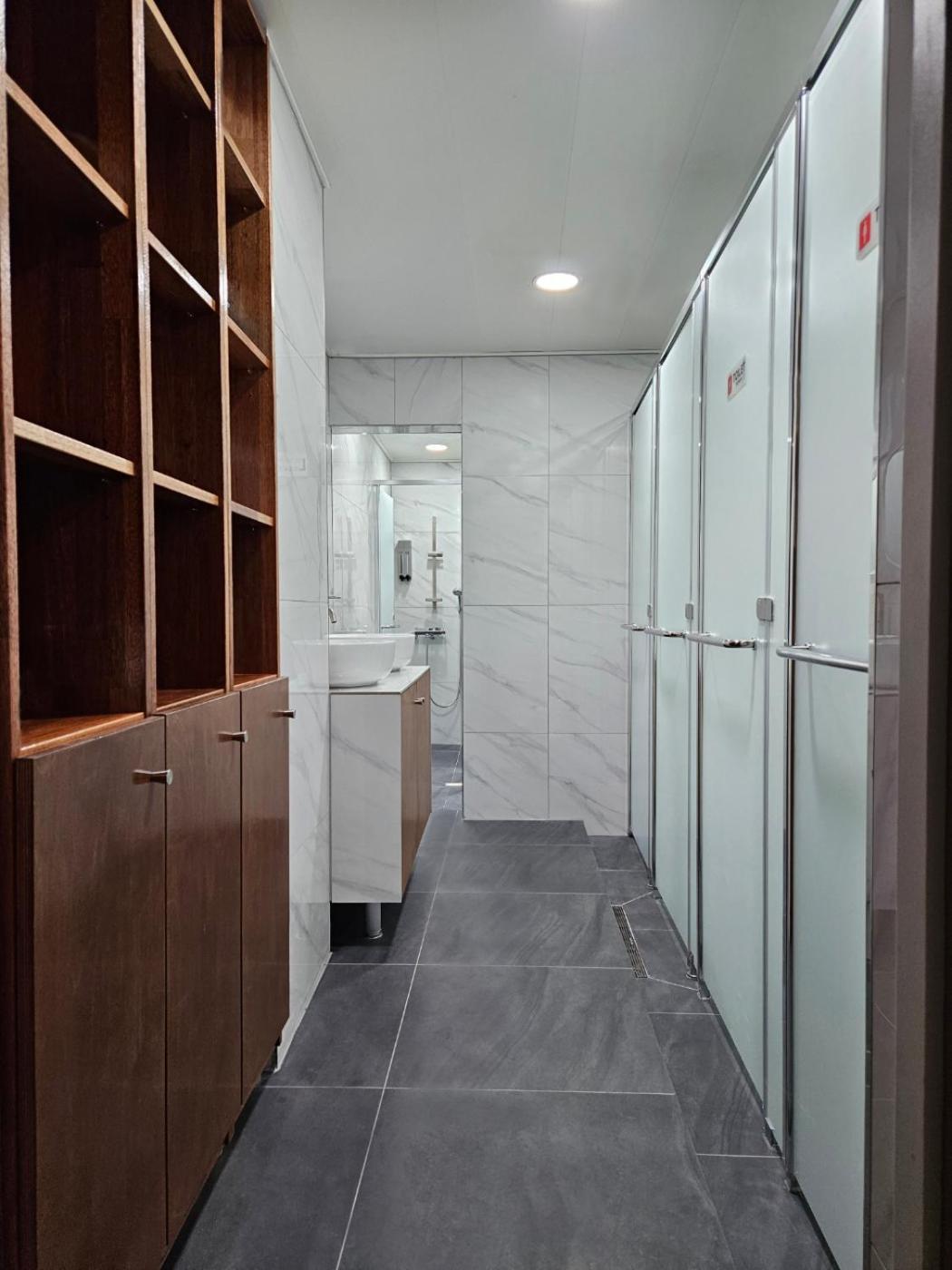 Philstay Myeongdong Boutique Female Сеул Екстер'єр фото