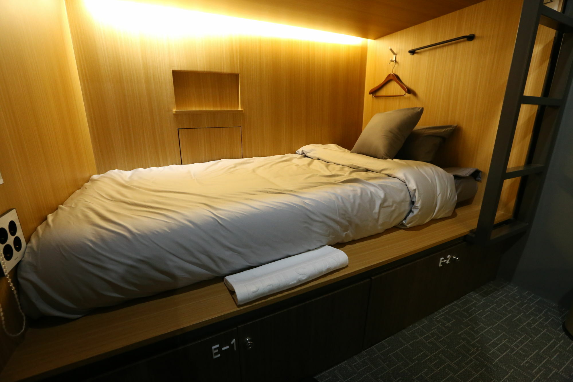 Philstay Myeongdong Boutique Female Сеул Екстер'єр фото